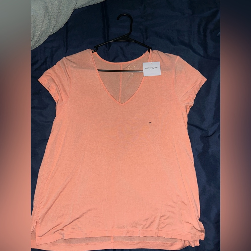 American Eagle Women's Peach V-Neck Short Sleeve Tee